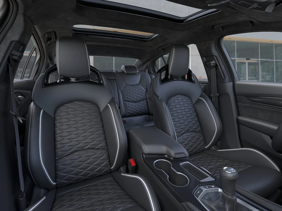 2026 Cadillac CT5-V Blackwing - Image 17 of 31