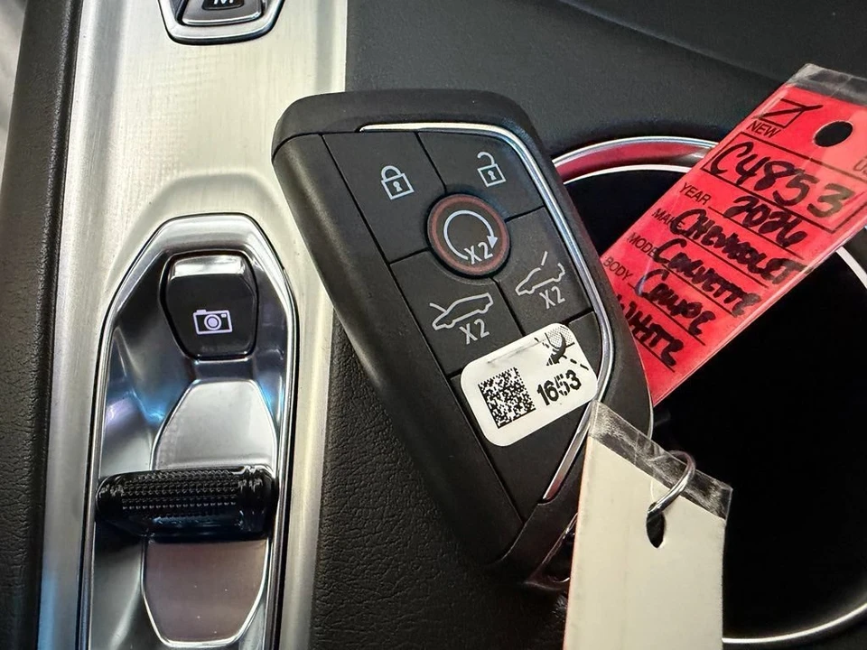 2026 Chevrolet Corvette C8 E-Ray - Image 29 of 31