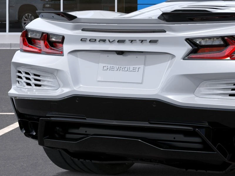 2026 Chevrolet Corvette C8 E-Ray - Image 16 of 31