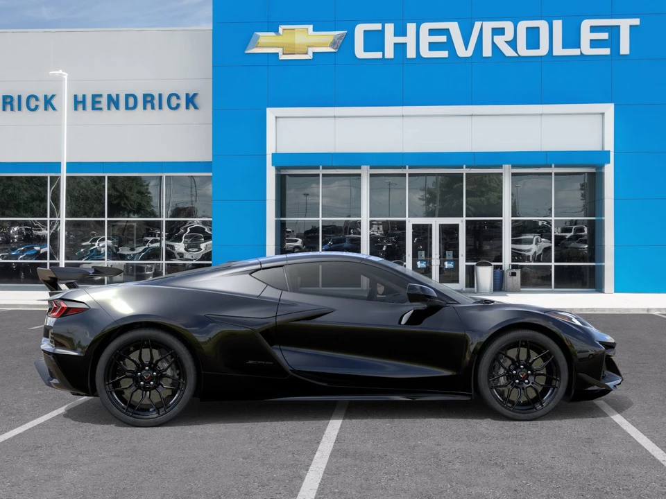 2026 Chevrolet Corvette C8 Z06 - Image 7 of 31