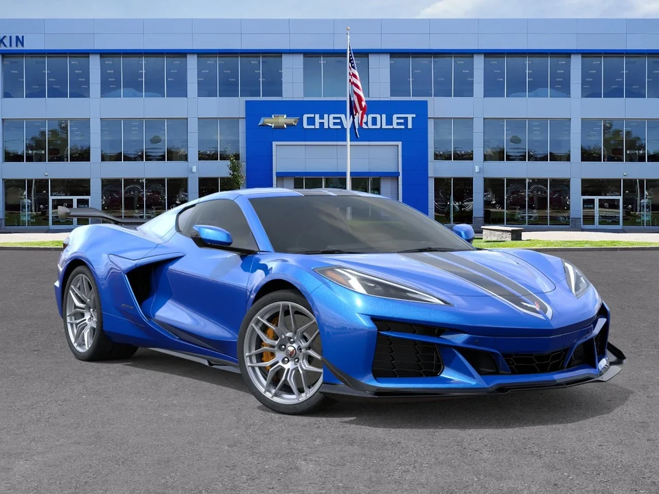 2026 Chevrolet Corvette C8 Z06 - Image 7 of 31