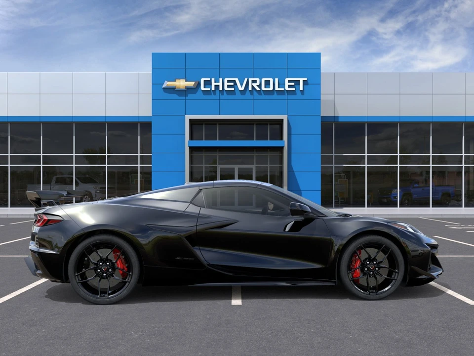 2026 Chevrolet Corvette C8 Z06 - Image 7 of 31