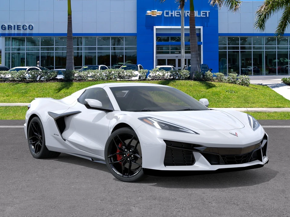 2026 Chevrolet Corvette C8 Z06 - Image 8 of 31