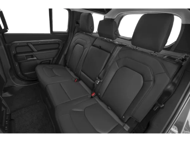 2026 Land Rover Defender Octa - Image 17 of 19