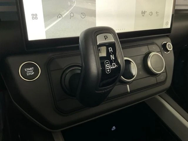 2026 Land Rover Defender L663 - Image 20 of 31