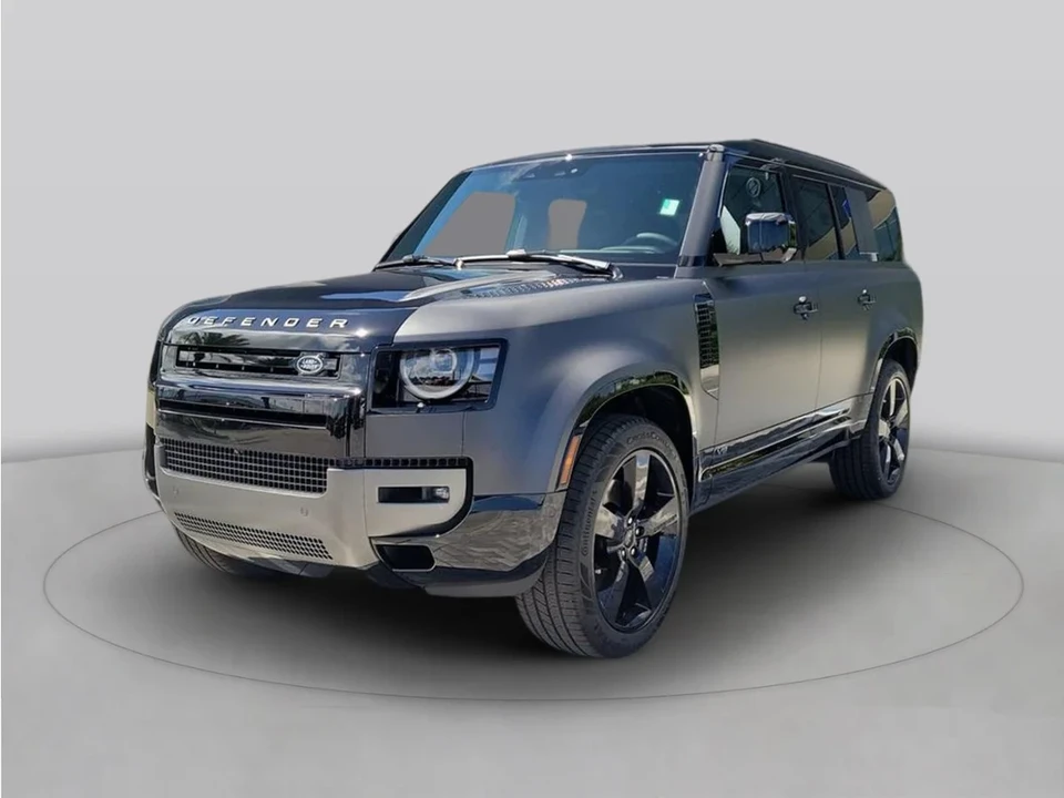 2026 Land Rover Defender 130 - Image 14 of 14