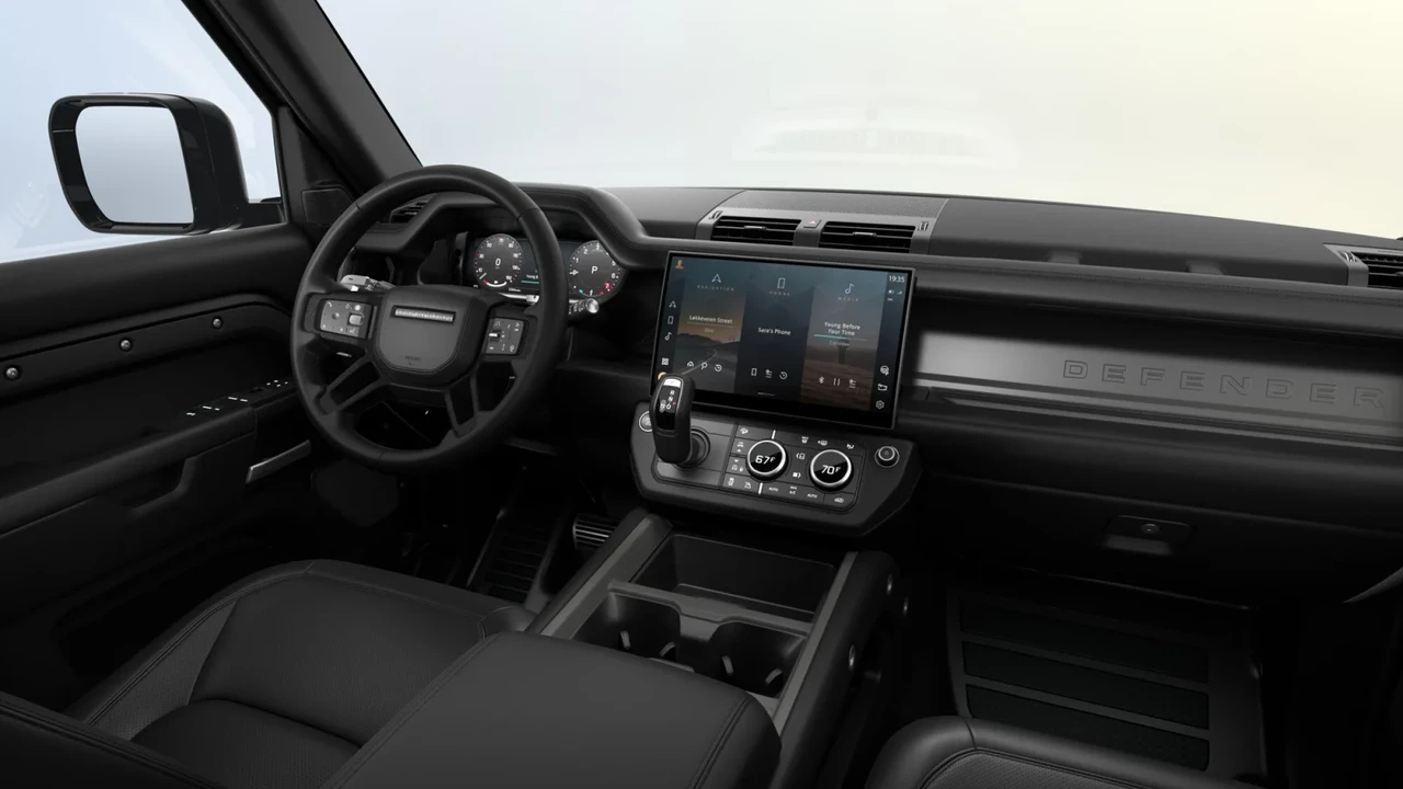 2026 Land Rover Defender V8 - Image 5 of 7