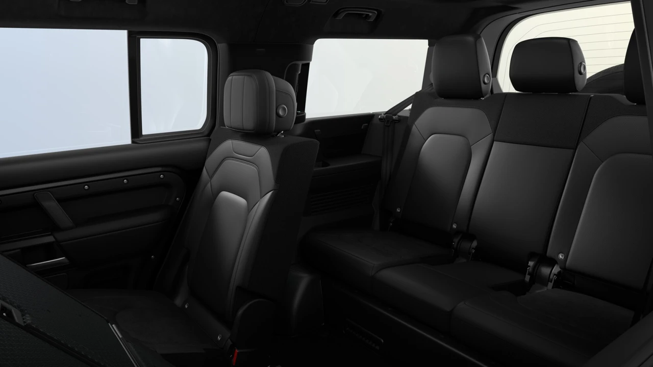 2026 Land Rover Defender 130 - Image 7 of 22