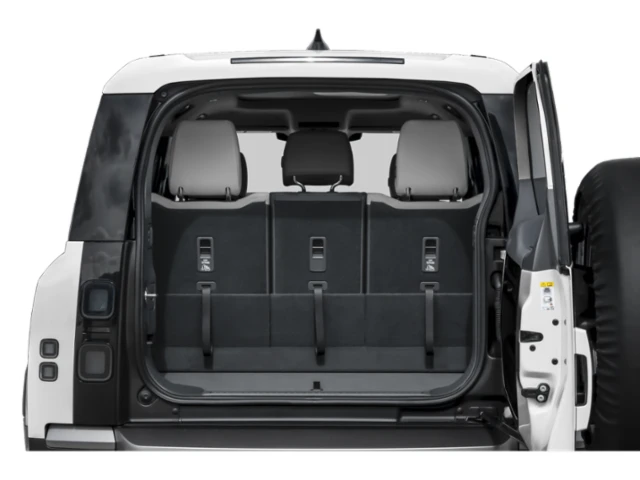 2026 Land Rover Defender V8 - Image 8 of 13
