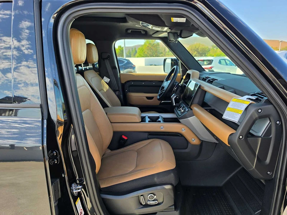 2026 Land Rover Defender V8 - Image 10 of 31