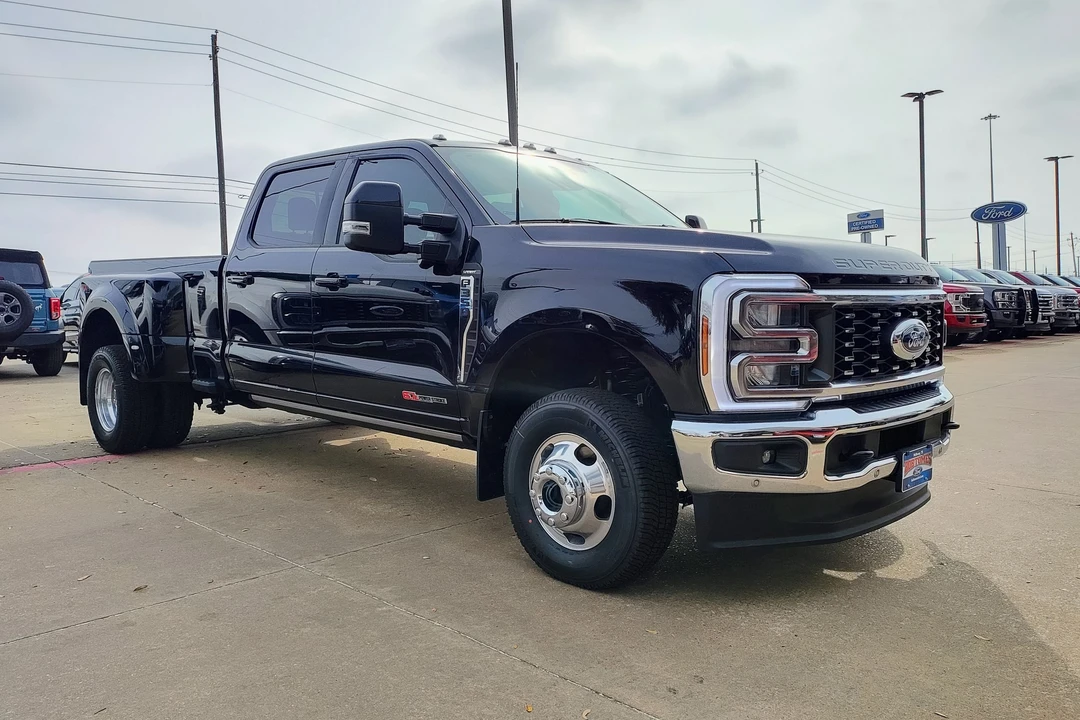 2026 Ford F-150 Raptor 14th Gen - Image 18 of 20