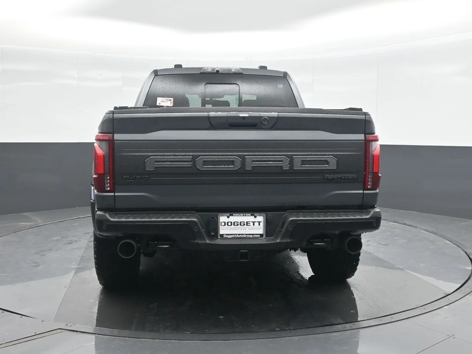 2026 Ford F-150 Raptor 14th Gen - Image 17 of 31