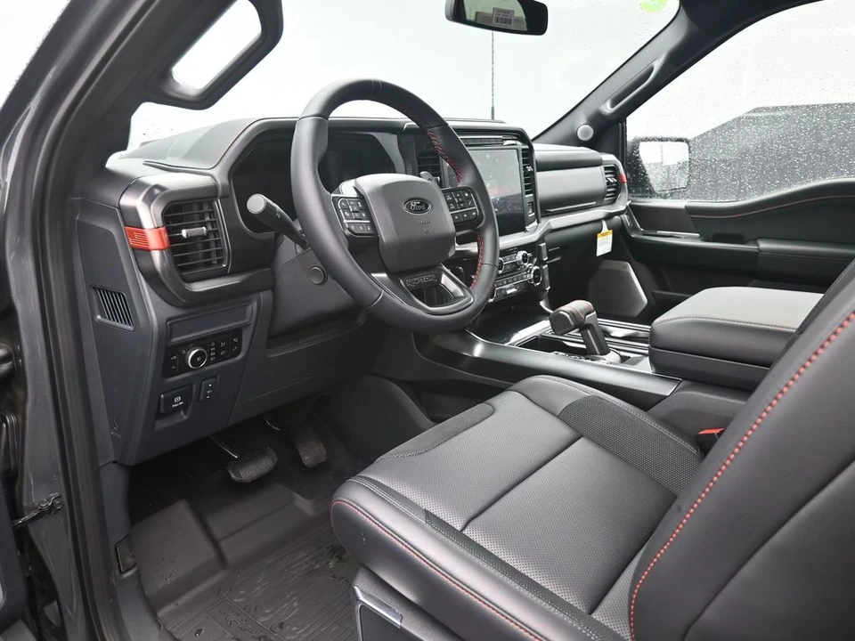 2026 Ford F-150 Raptor 14th Gen - Image 19 of 31