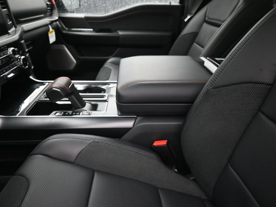 2026 Ford F-150 Raptor 14th Gen - Image 21 of 31