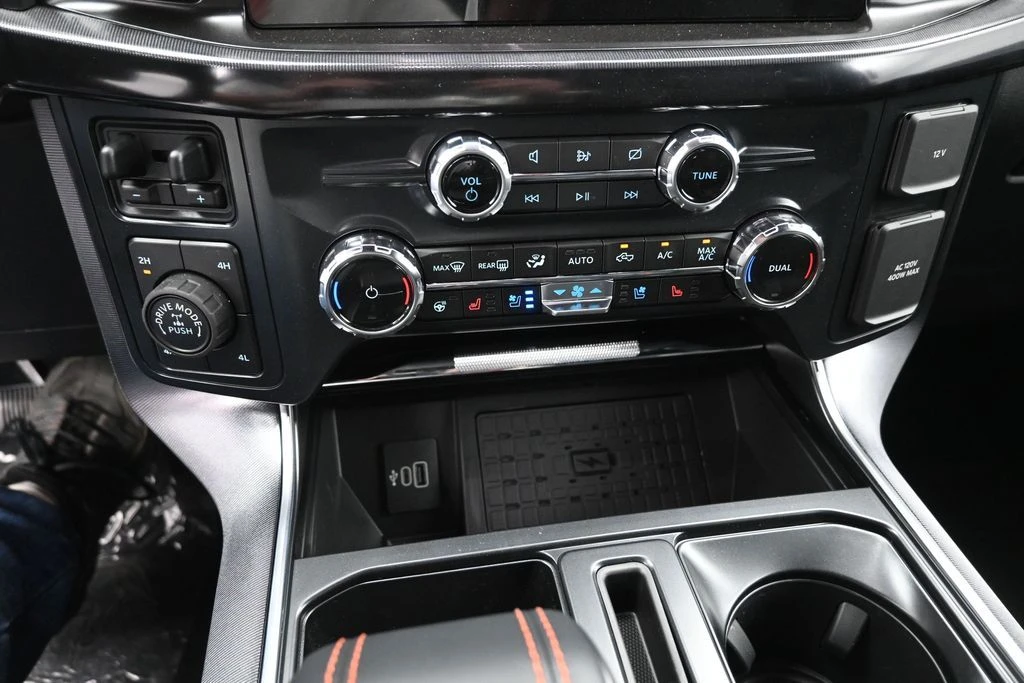 2026 Ford F-150 Raptor 14th Gen - Image 9 of 31