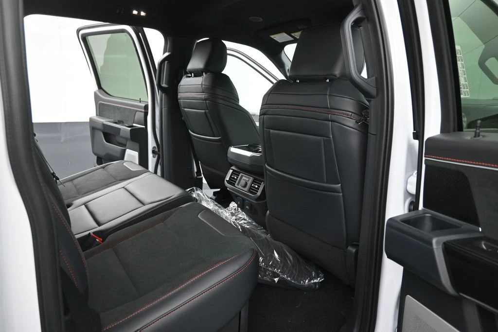 2026 Ford F-150 Raptor 14th Gen - Image 14 of 31