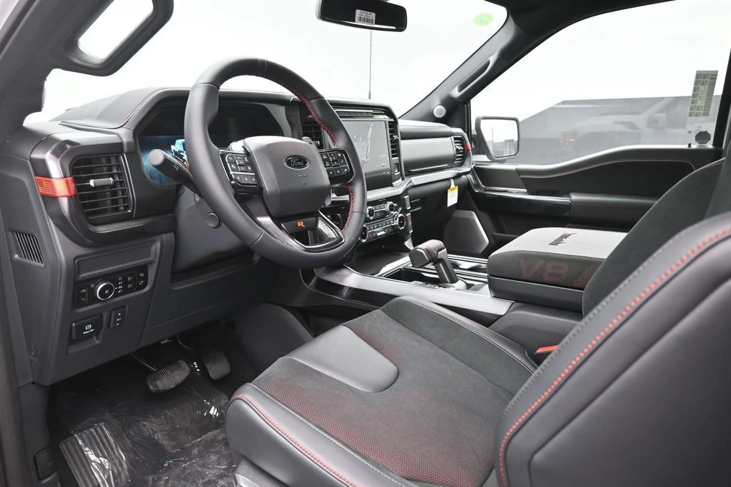 2026 Ford F-150 Raptor 14th Gen - Image 19 of 31