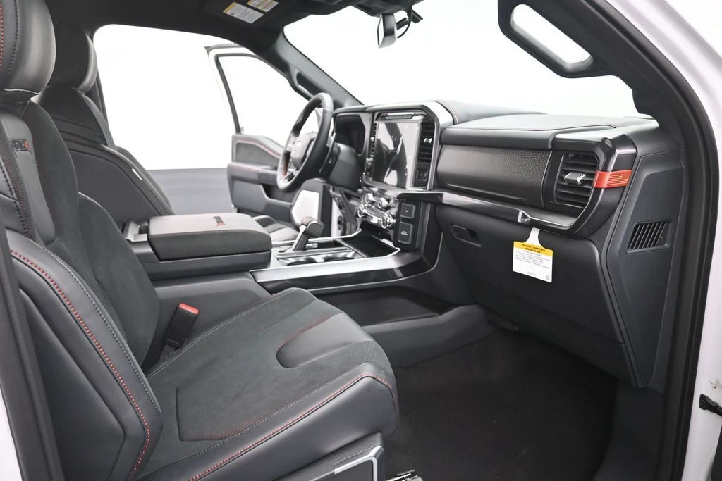 2026 Ford F-150 Raptor 14th Gen - Image 24 of 31