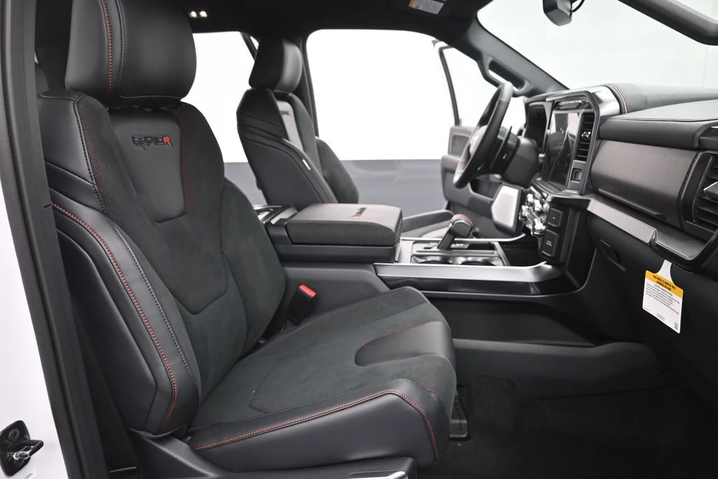 2026 Ford F-150 Raptor 14th Gen - Image 25 of 31