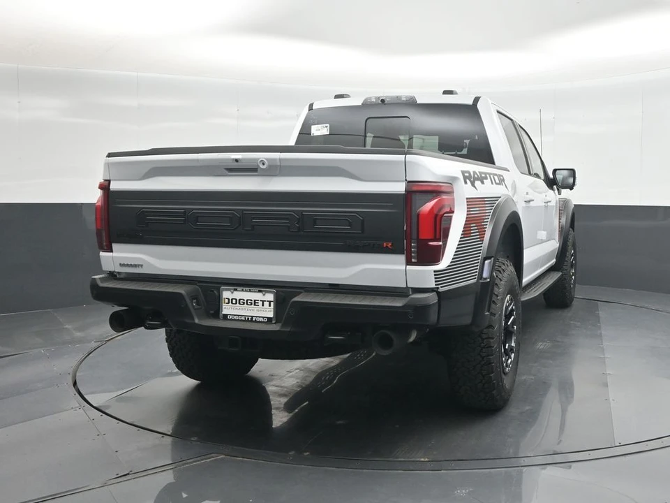 2026 Ford F-150 Raptor 14th Gen - Image 26 of 31