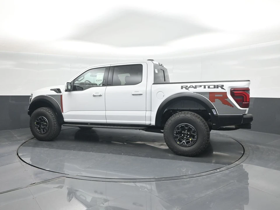 2026 Ford F-150 Raptor 14th Gen - Image 29 of 31