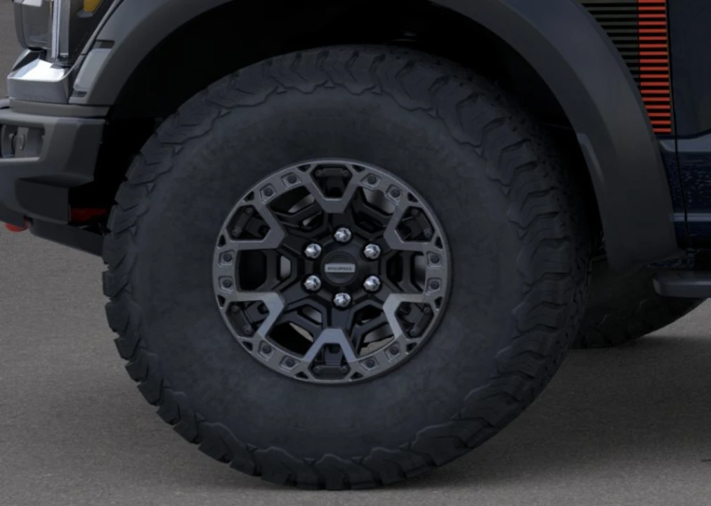 2026 Ford F-150 Raptor 14th Gen - Image 19 of 22