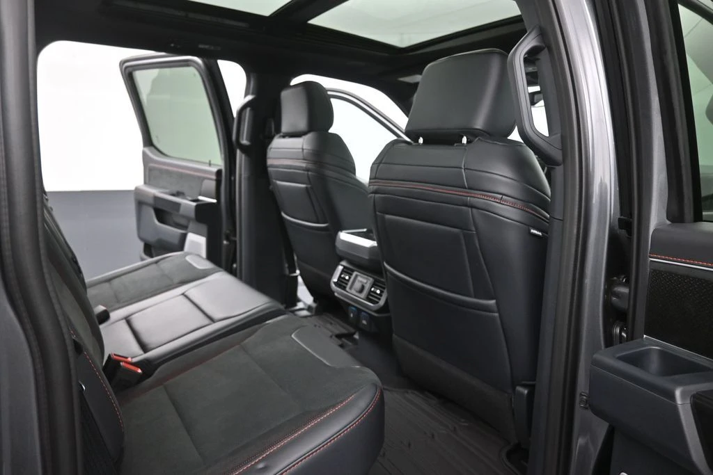 2026 Ford F-150 Raptor 14th Gen - Image 14 of 31