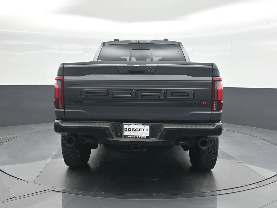 2026 Ford F-150 Raptor 14th Gen - Image 17 of 31
