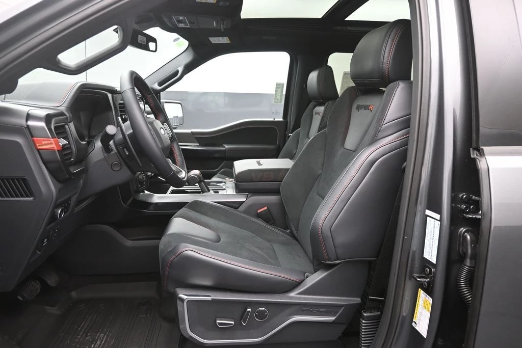 2026 Ford F-150 Raptor 14th Gen - Image 18 of 31