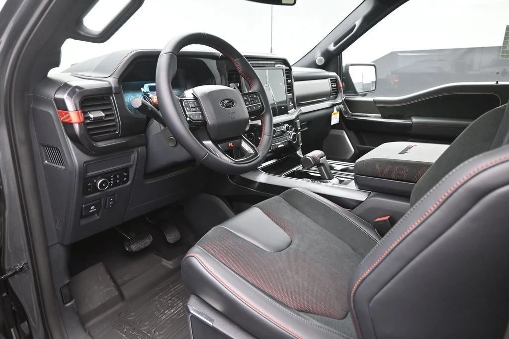 2026 Ford F-150 Raptor 14th Gen - Image 19 of 31