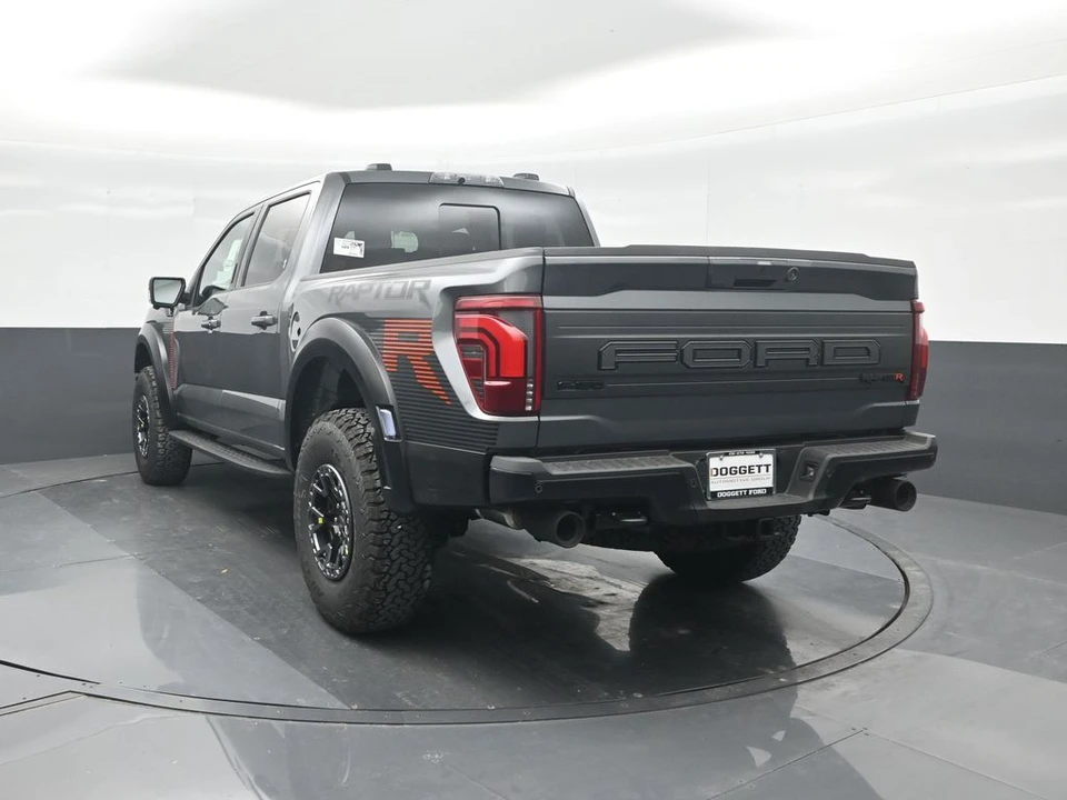 2026 Ford F-150 Raptor 14th Gen - Image 22 of 31