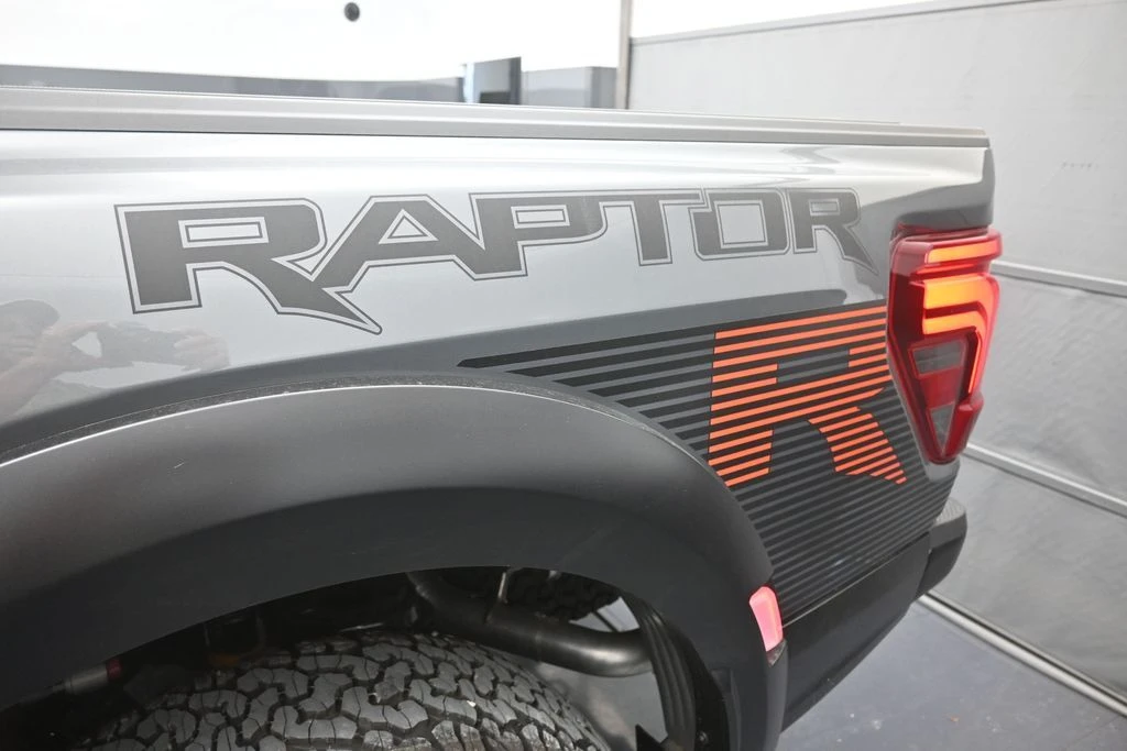 2026 Ford F-150 Raptor 14th Gen - Image 23 of 31