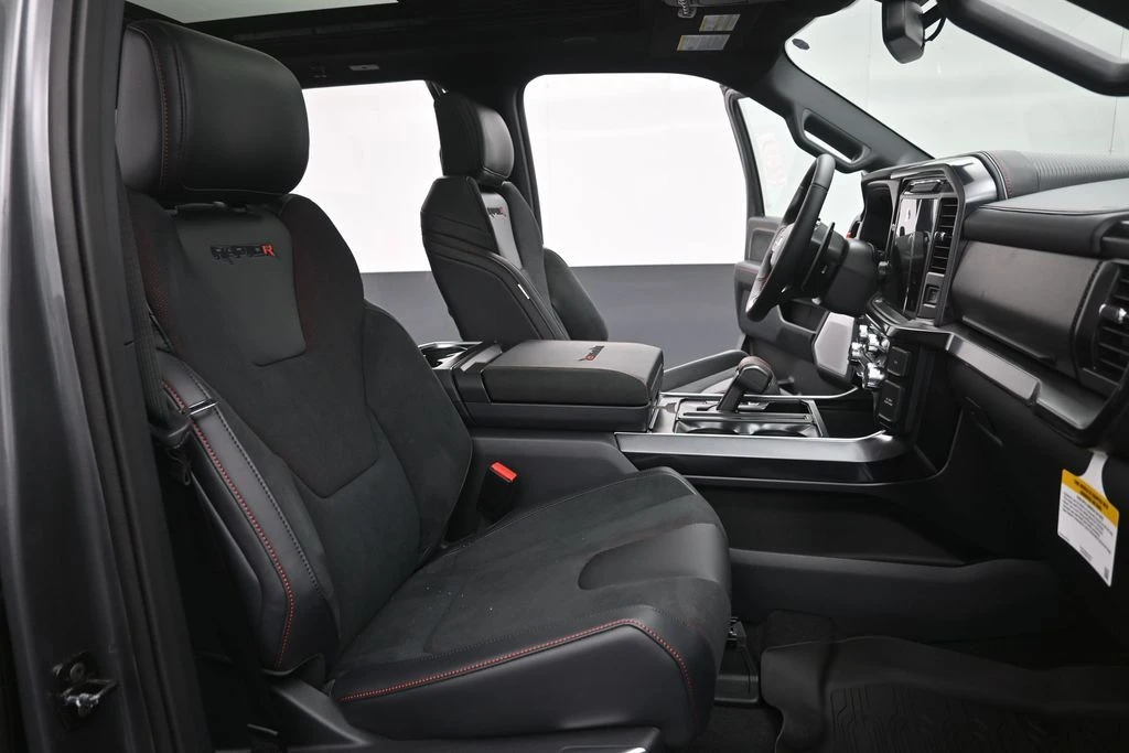 2026 Ford F-150 Raptor 14th Gen - Image 25 of 31