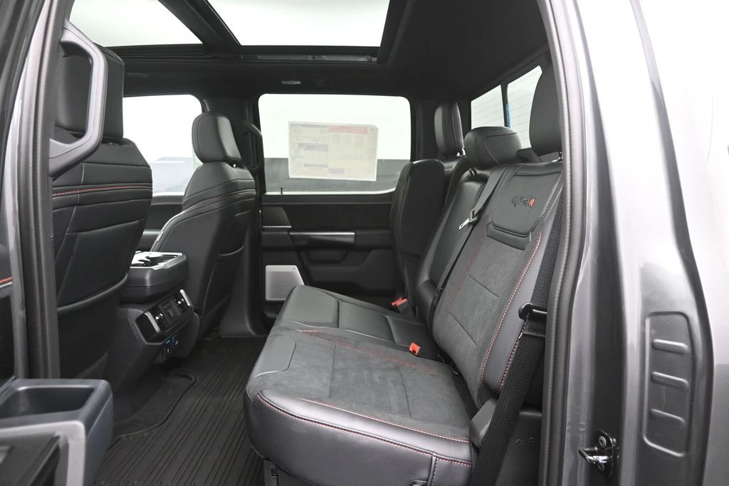 2026 Ford F-150 Raptor 14th Gen - Image 27 of 31