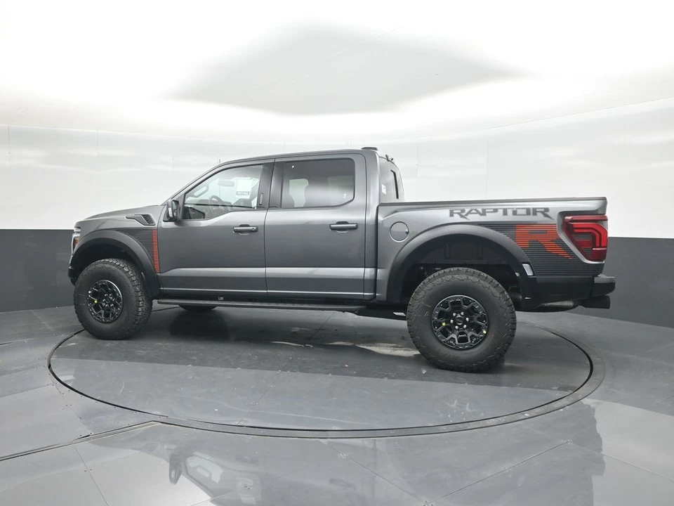 2026 Ford F-150 Raptor 14th Gen - Image 29 of 31