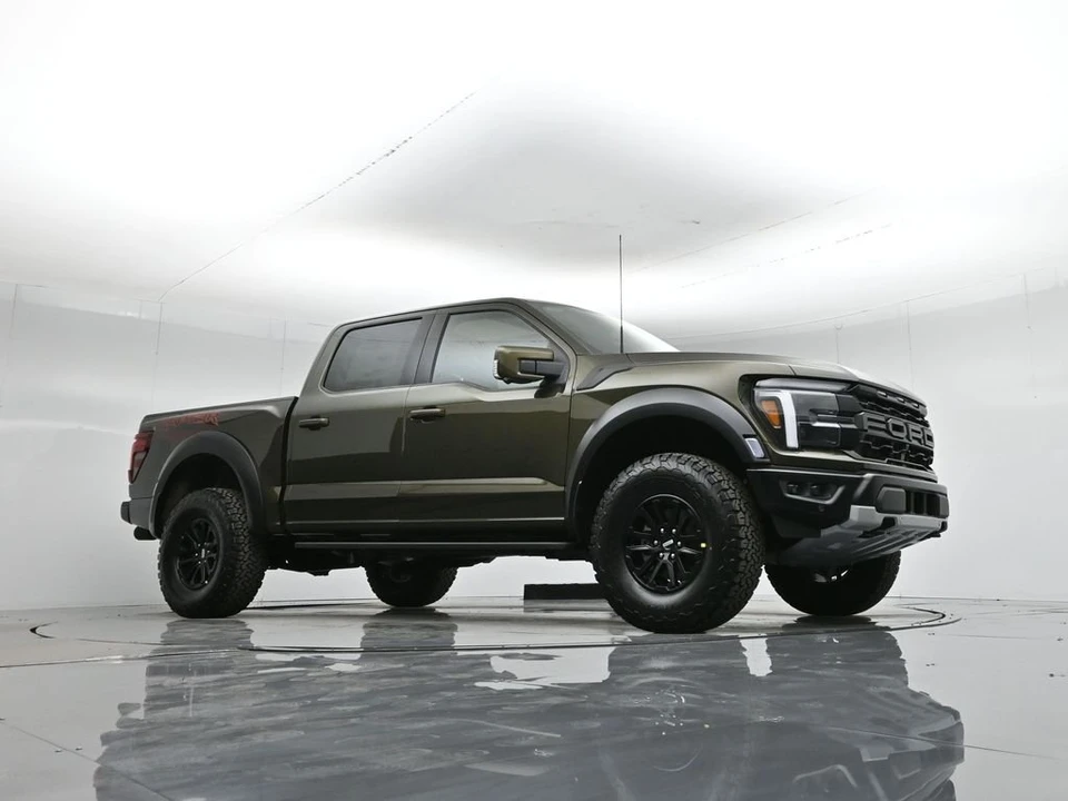 2026 Ford F-150 Raptor 14th Gen - Image 6 of 31