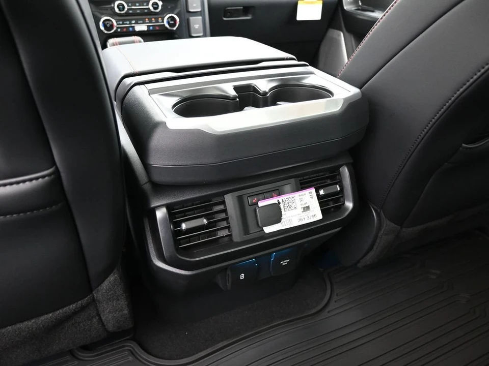 2026 Ford F-150 Raptor 14th Gen - Image 20 of 31
