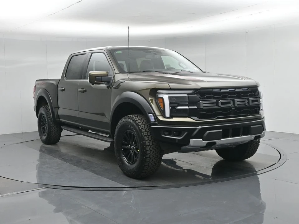 2026 Ford F-150 Raptor 14th Gen - Image 3 of 31