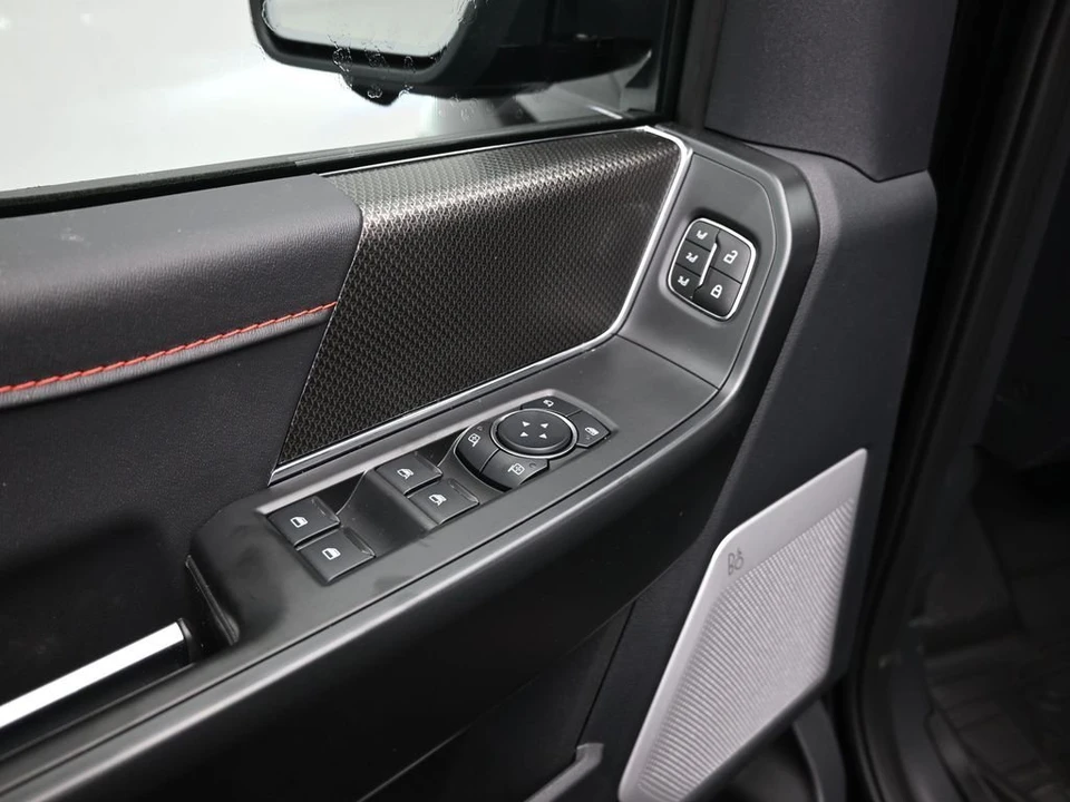 2026 Ford F-150 Raptor 14th Gen - Image 11 of 31