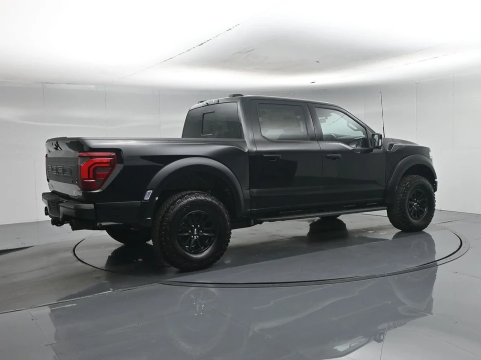 2026 Ford F-150 Raptor 14th Gen - Image 7 of 31