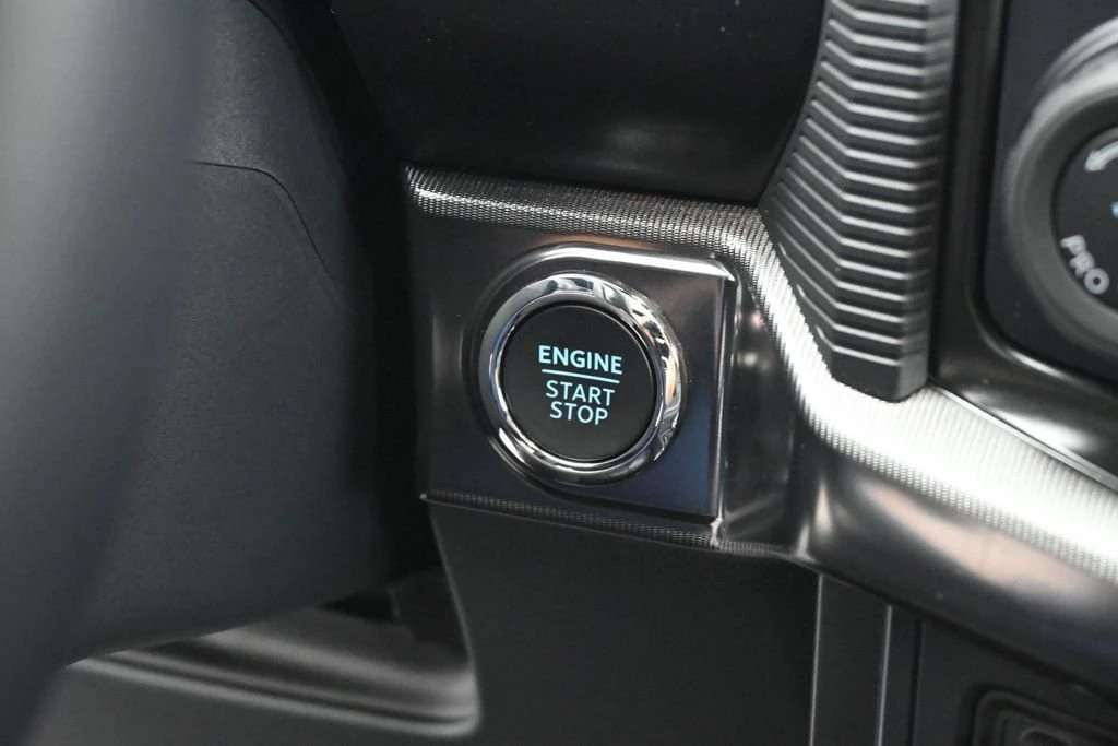 2026 Ford F-150 Raptor 14th Gen - Image 15 of 31
