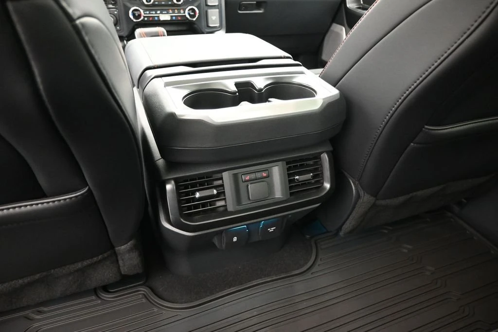 2026 Ford F-150 Raptor 14th Gen - Image 23 of 31
