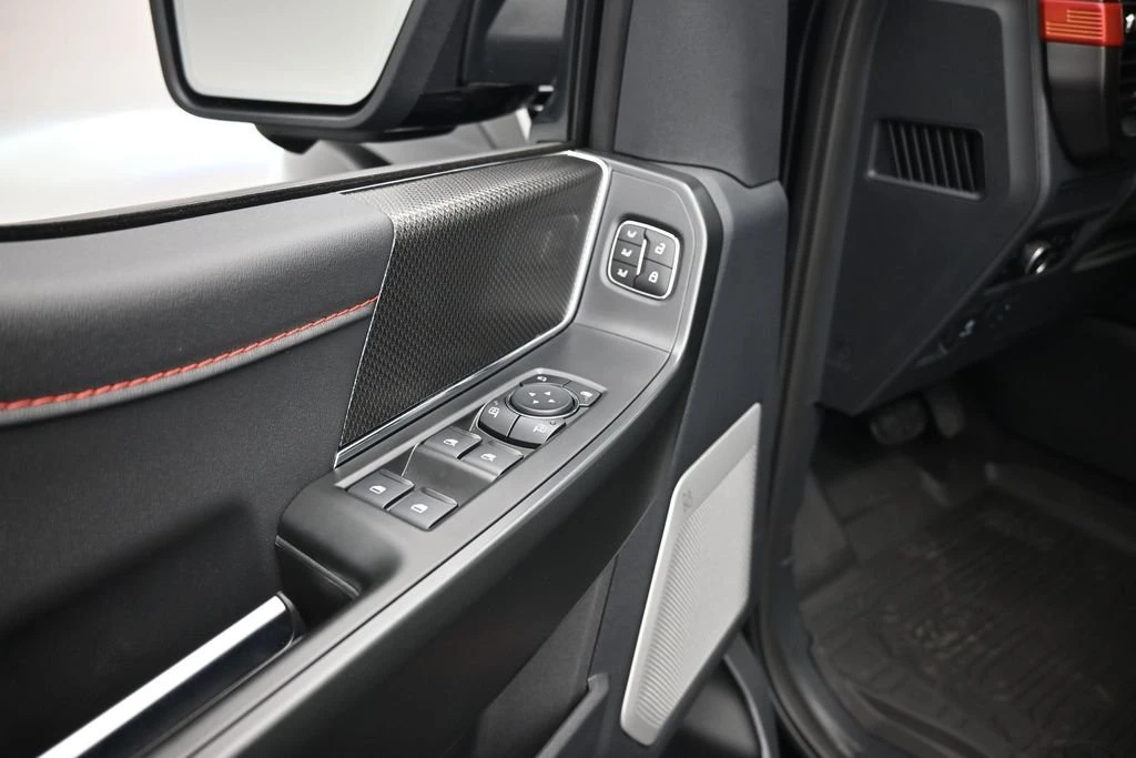 2026 Ford F-150 Raptor 14th Gen - Image 11 of 31