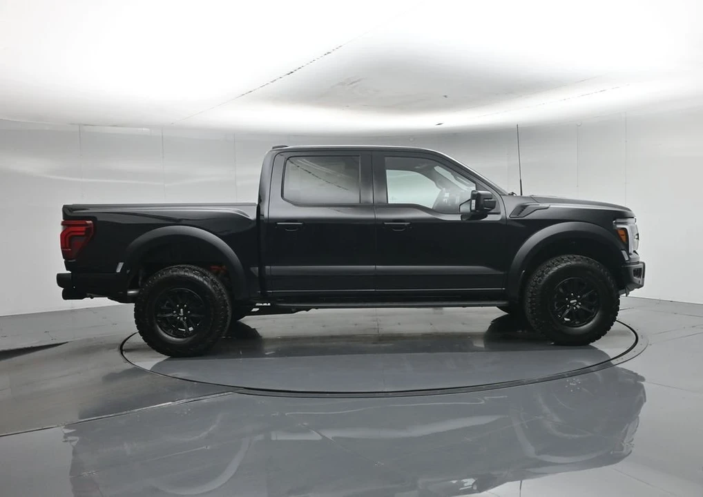 2026 Ford F-150 Raptor 14th Gen - Image 30 of 31