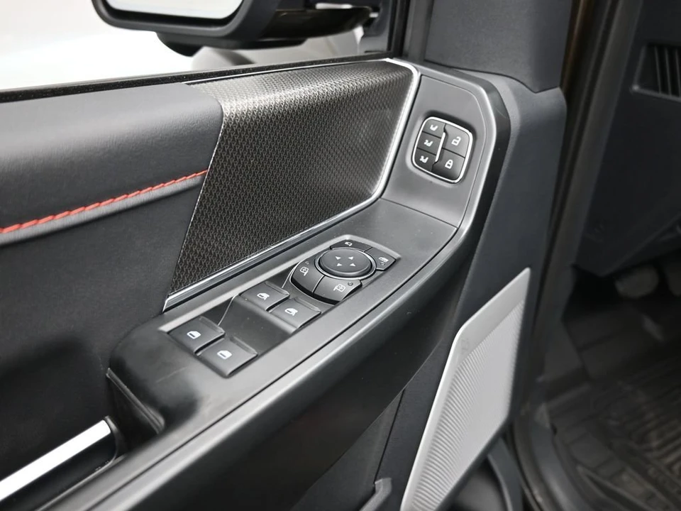 2026 Ford F-150 Raptor 14th Gen - Image 11 of 31