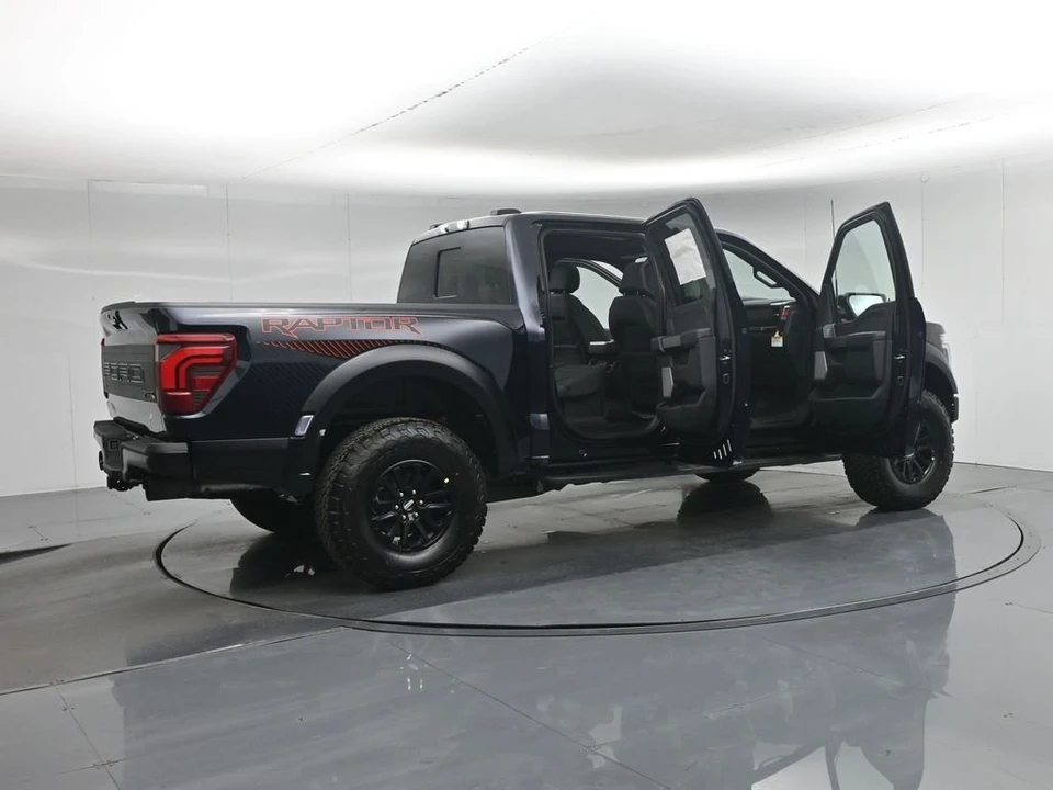 2026 Ford F-150 Raptor 14th Gen - Image 6 of 31