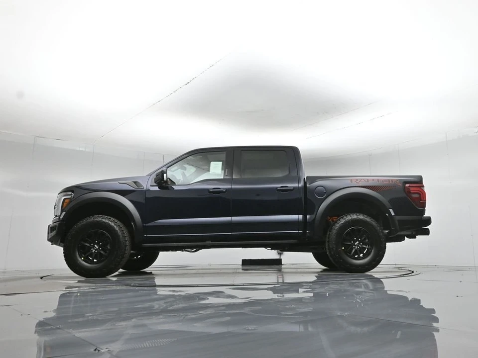2026 Ford F-150 Raptor 14th Gen - Image 5 of 31