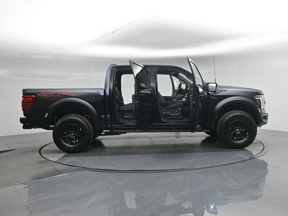 2026 Ford F-150 Raptor 14th Gen - Image 7 of 31