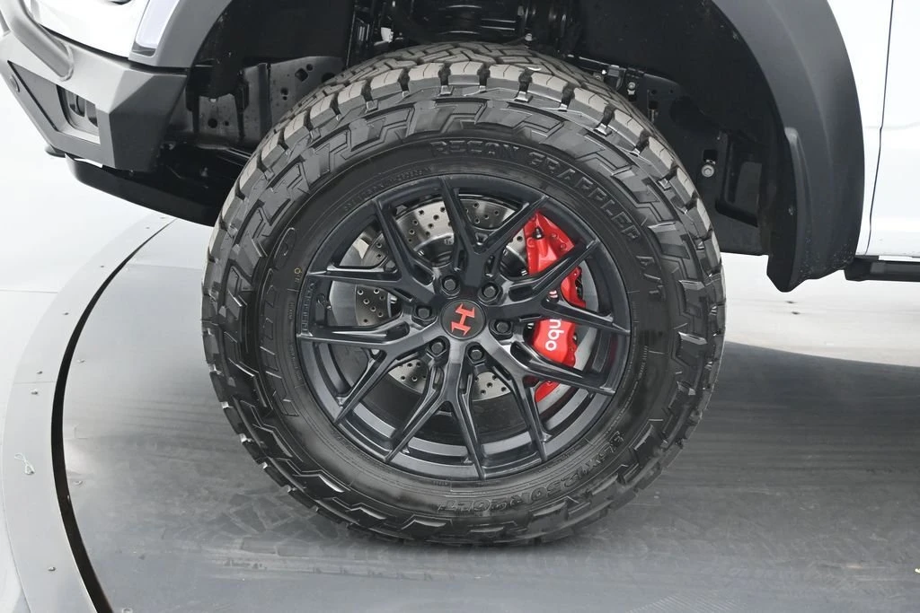 2026 Ford F-150 Raptor 14th Gen - Image 25 of 31