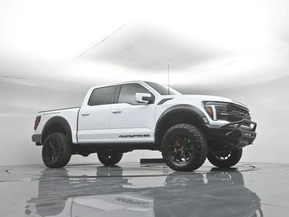 2026 Ford F-150 Raptor 14th Gen - Image 3 of 31